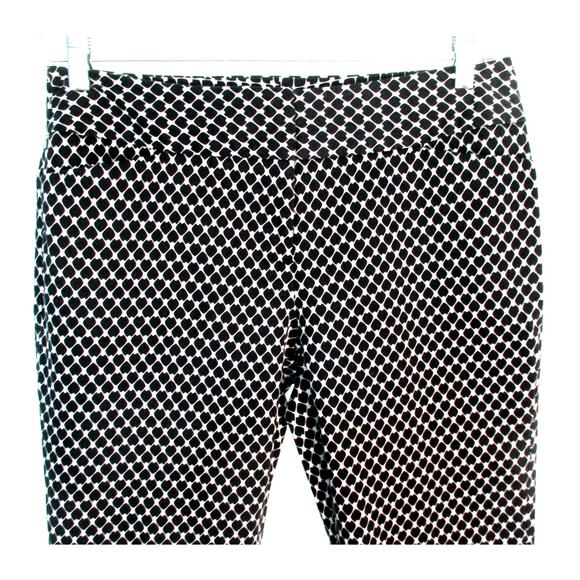 Worthington Women's Modern Fit Mid Rise Black & White Zip Capri Pants Size 10 - Picture 2 of 8